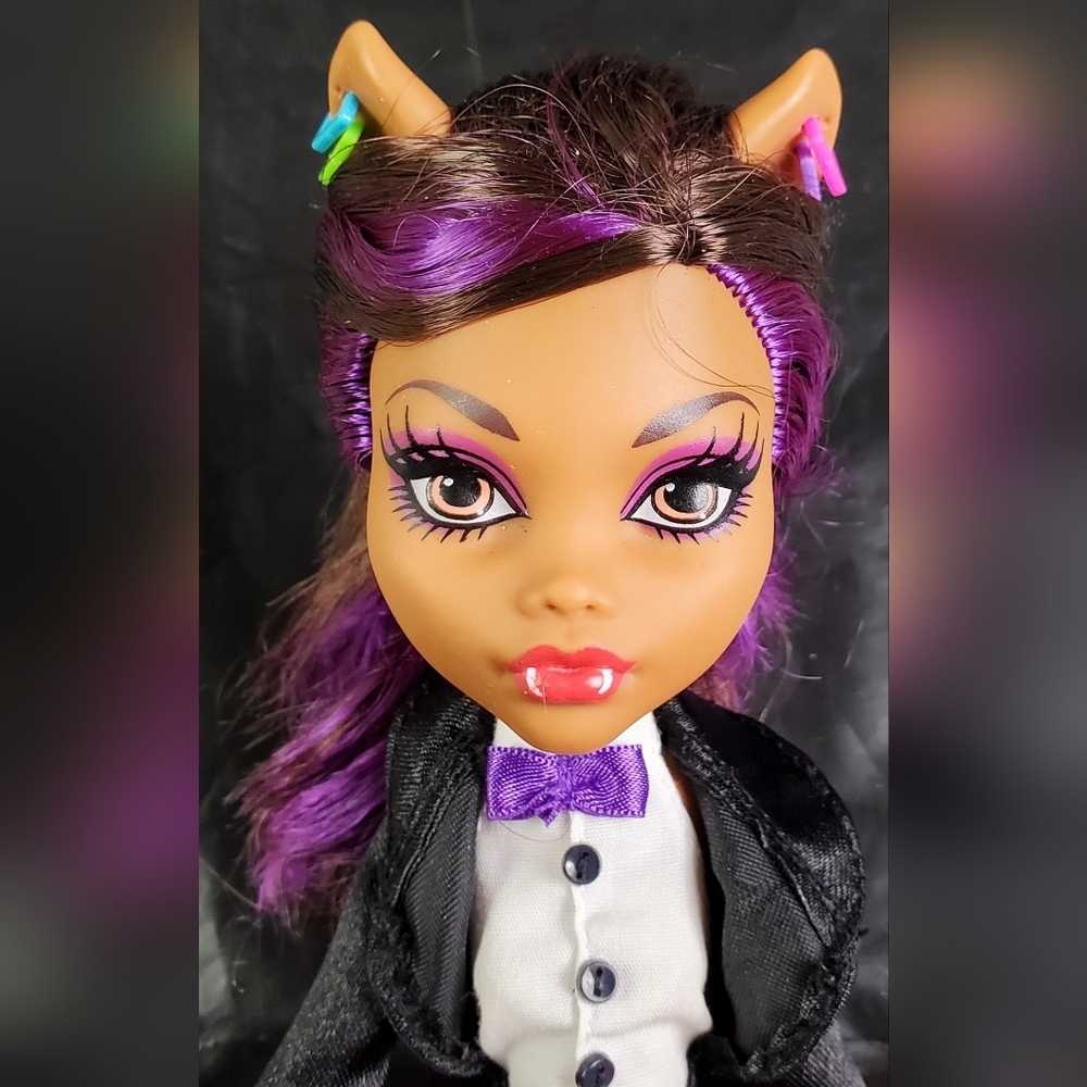 Mattel 2008 Monster High Sweet 1600 Clawdeen Wolf Doll Goth Collectible - EUC